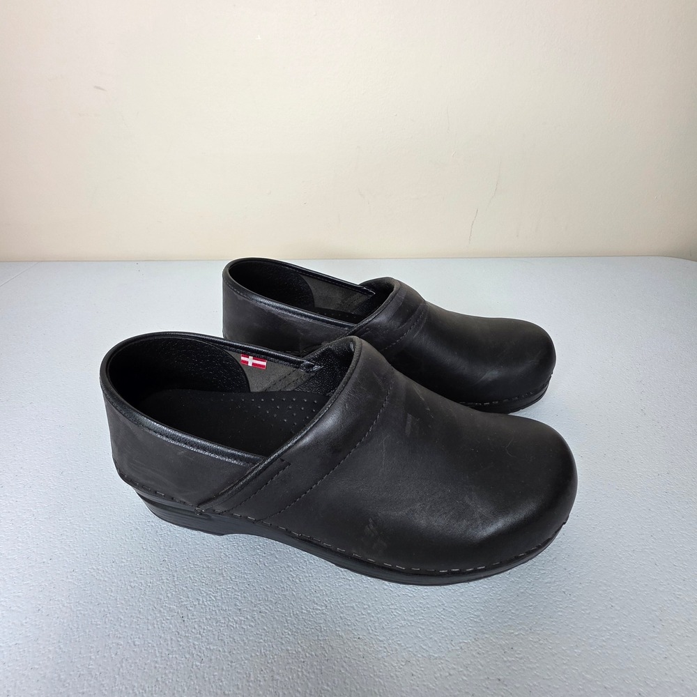 Sanita Professional Clogs Women 38 Black Leather Slip On Comfort Work Shoes